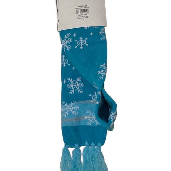 Flashing Holiday Knit Beanie and Scarf Set - Picture 5 of 6